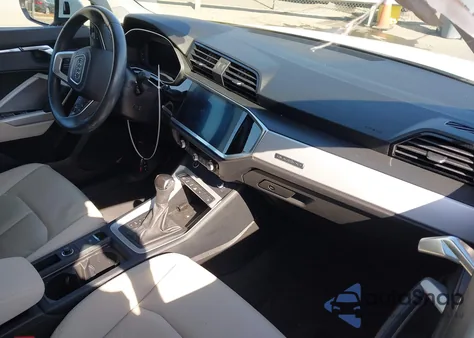 2021 Audi Q3 Premium 40 Tfsi Quattro Tiptronic from USA, damaged, VIN WA1AUCF34M1084099